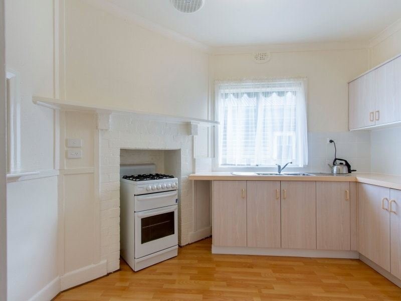 1/2 Ebdale Street, Frankston VIC 3199