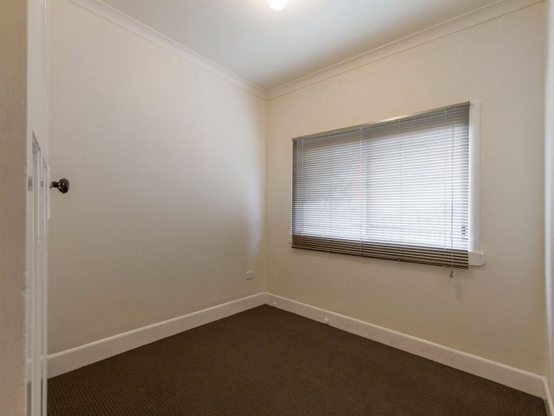 1/2 Ebdale Street, Frankston VIC 3199