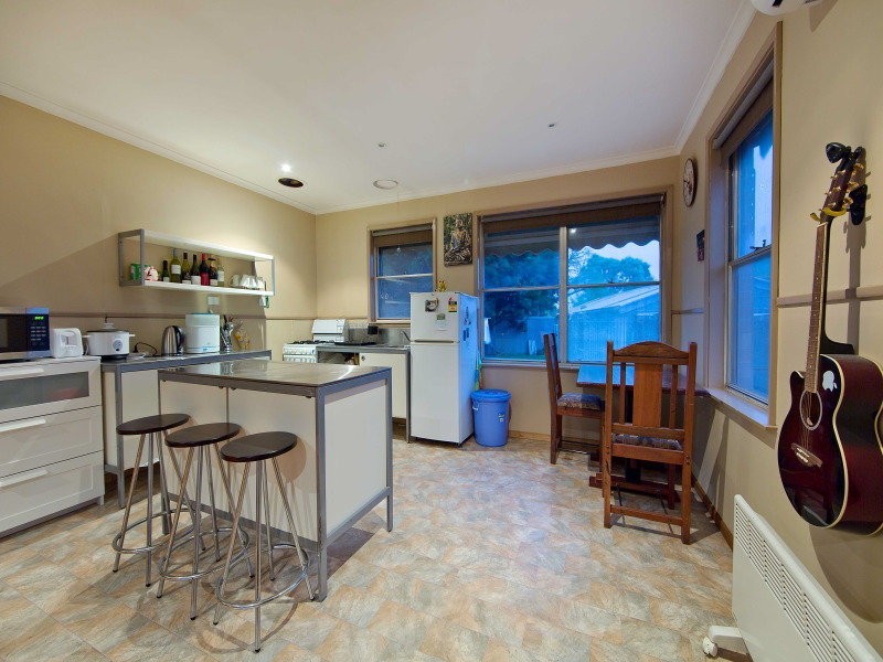3 Lobator Street, Frankston North VIC 3200