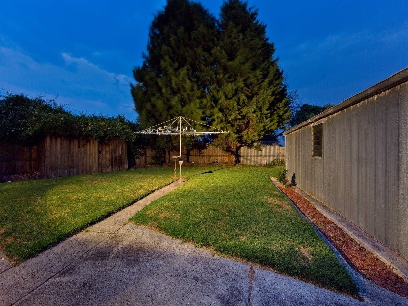 3 Lobator Street, Frankston North VIC 3200