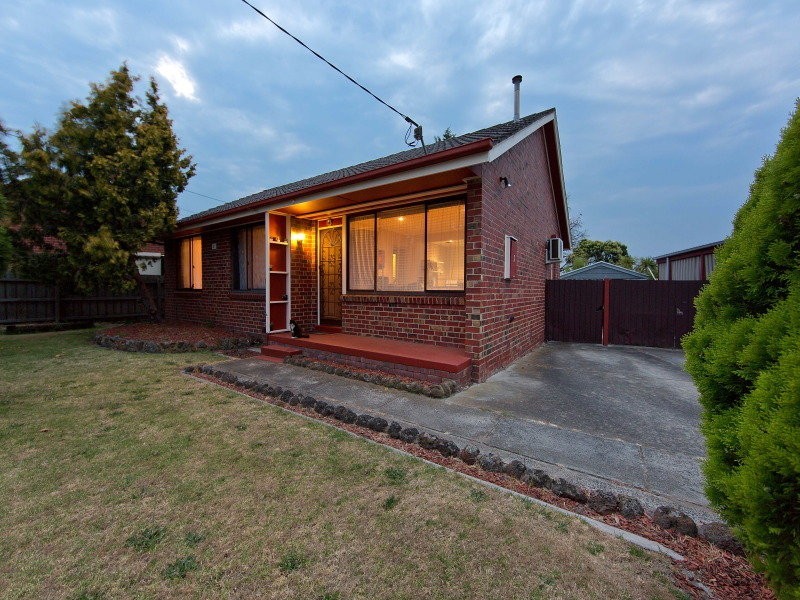 3 Lobator Street, Frankston North VIC 3200