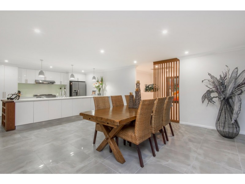 60 Woolston Drive, Frankston South VIC 3199