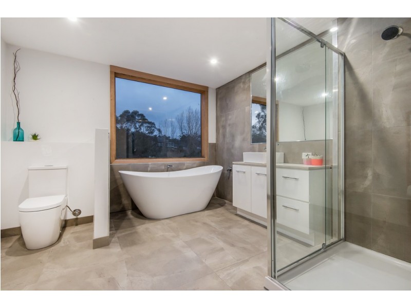 60 Woolston Drive, Frankston South VIC 3199