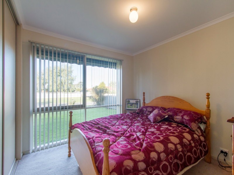 17 Ellwood Drive, Pearcedale VIC 3912