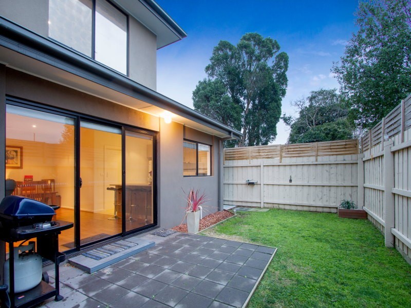 2/18 Armata Crescent, Frankston North VIC 3200