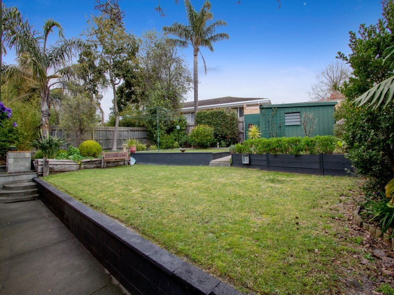 14 Benanee Drive, Frankston VIC 3199