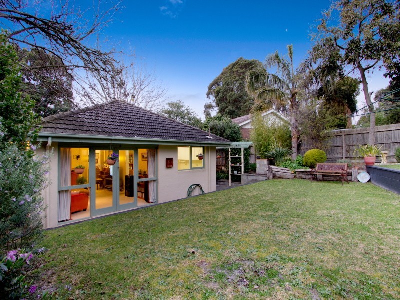 14 Benanee Drive, Frankston VIC 3199