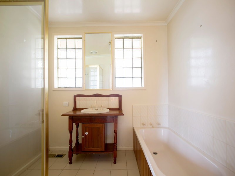 21 Bundy Court, Frankston North VIC 3200