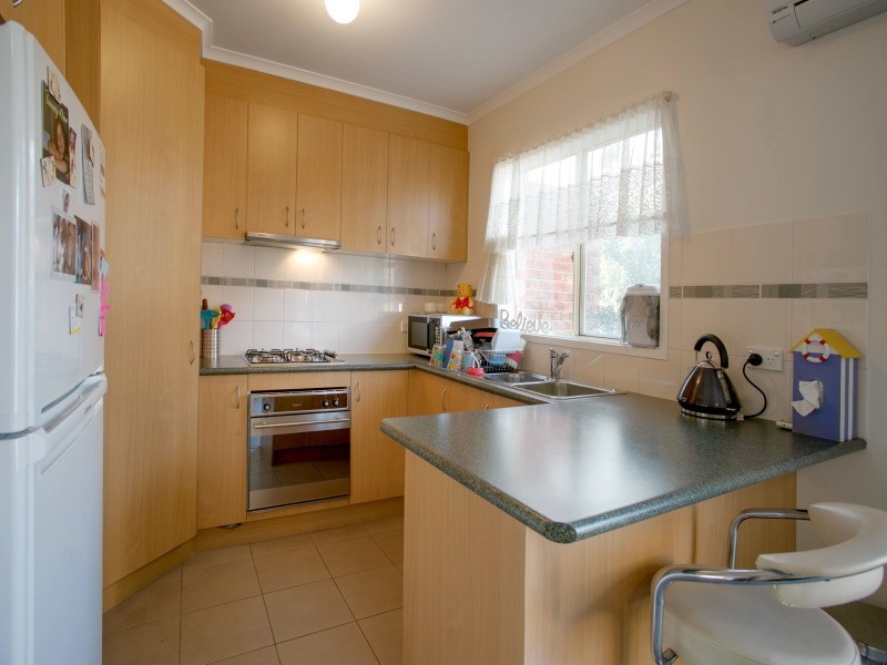 2/56 Roberts Street, Frankston VIC 3199