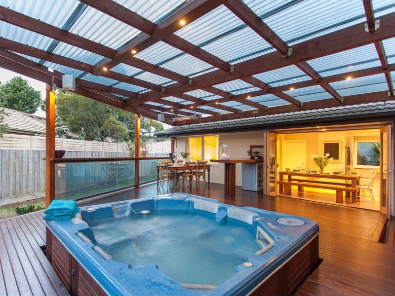 12 Valerie Court, Seaford VIC 3198