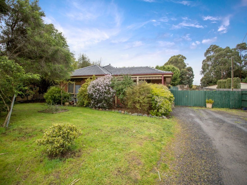 22 Aldershot Road, Langwarrin VIC 3910