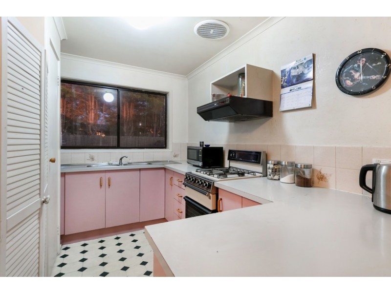 70 Greenwood Drive, Carrum Downs VIC 3201