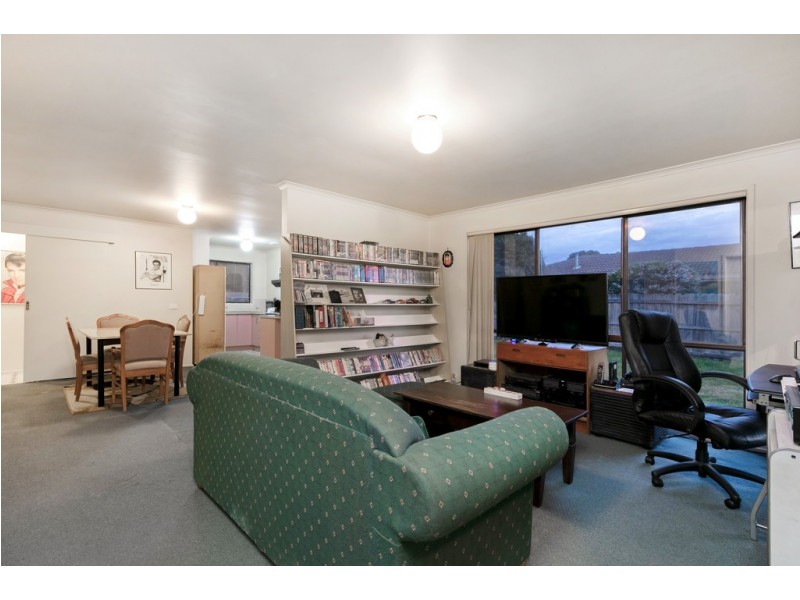 70 Greenwood Drive, Carrum Downs VIC 3201