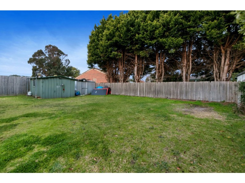 70 Greenwood Drive, Carrum Downs VIC 3201