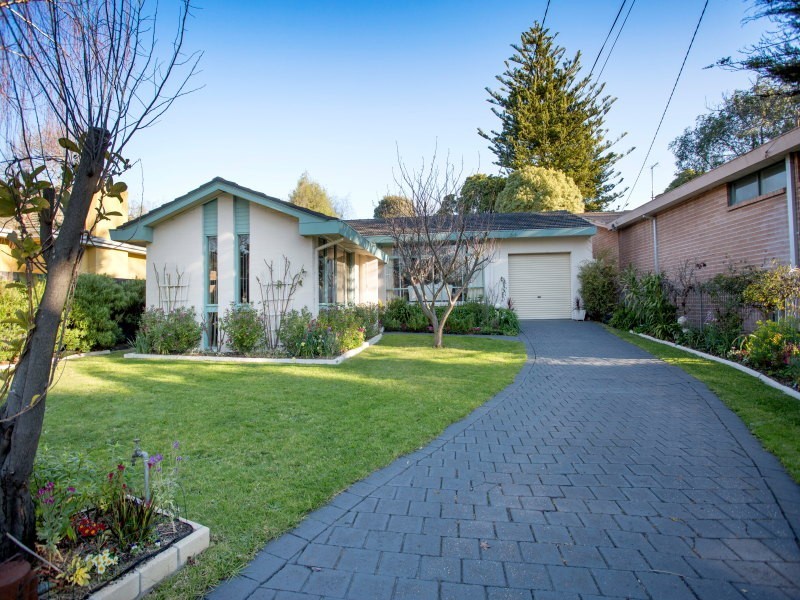 20 Watson Street, Frankston South VIC 3199