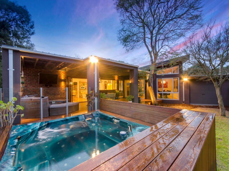 4 Rando Court, Frankston South VIC 3199