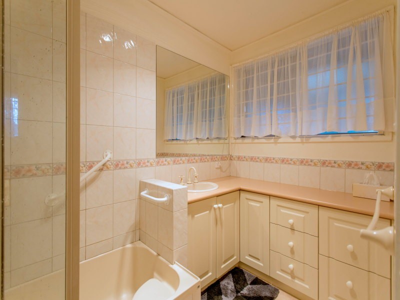 110 Karingal Drive, Frankston VIC 3199