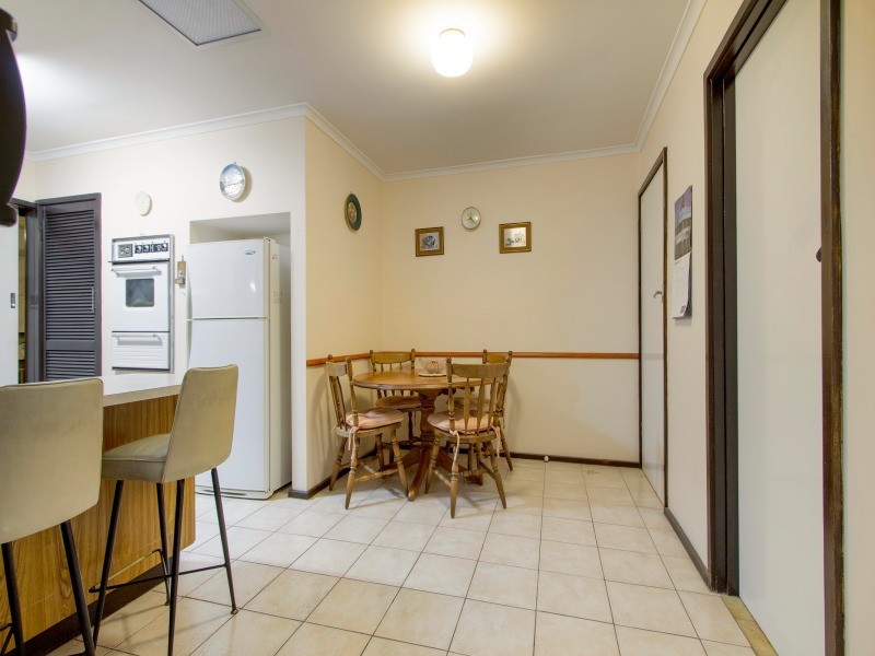 2 Mayfair Court, Frankston VIC 3199