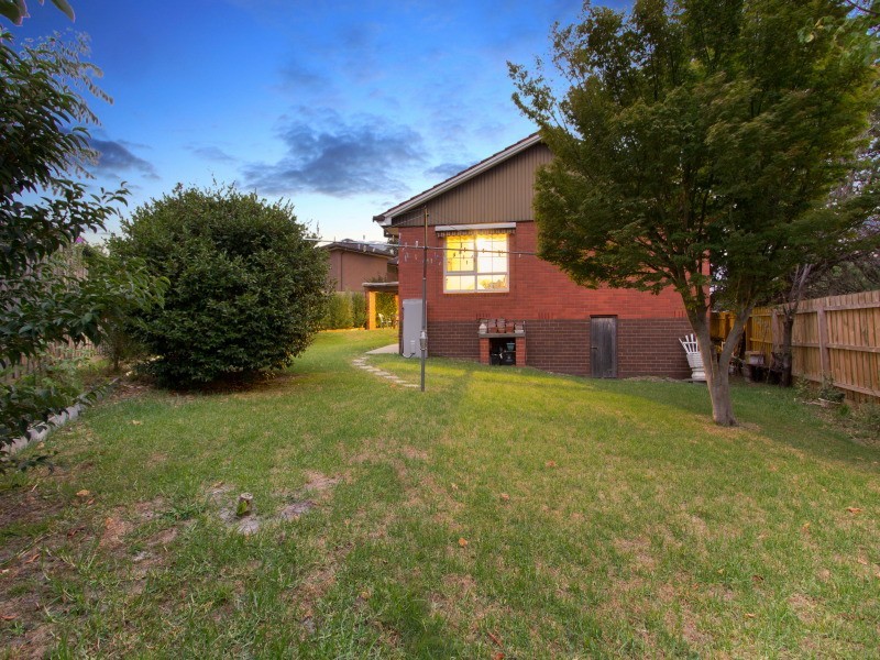 2 Mayfair Court, Frankston VIC 3199