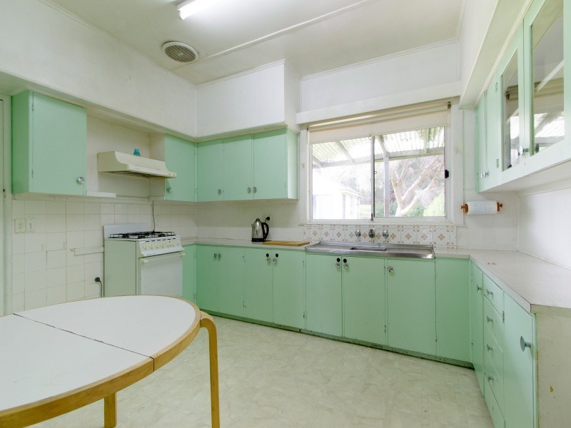 1 Roberta Grove, Frankston VIC 3199