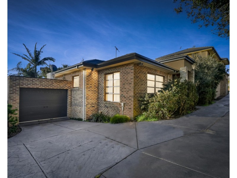 2/8 Ithaca Road, Frankston South VIC 3199