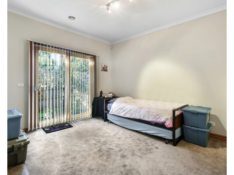 2/8 Ithaca Road, Frankston South VIC 3199