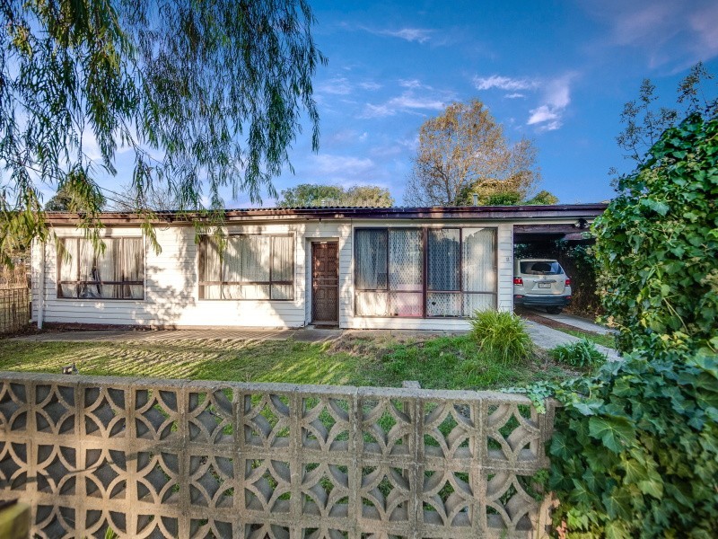 11 Melva Court, Frankston VIC 3199