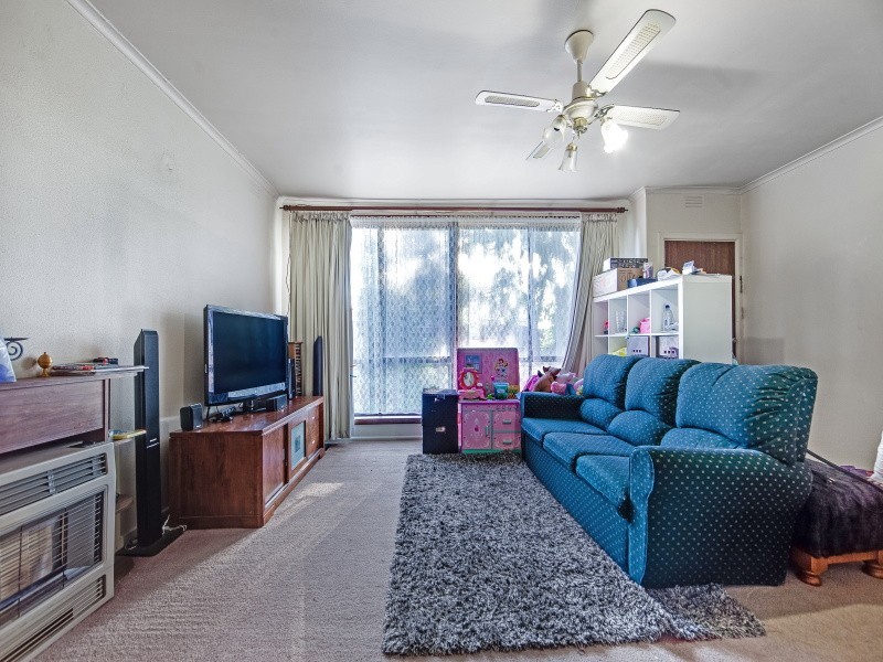 11 Melva Court, Frankston VIC 3199