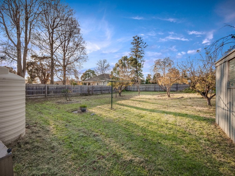 11 Melva Court, Frankston VIC 3199