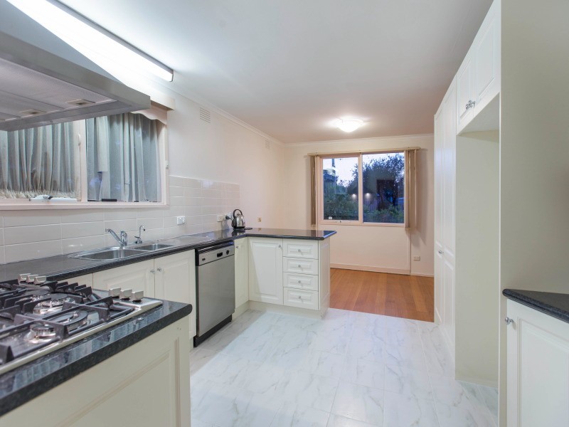 5 St George Court, Frankston VIC 3199