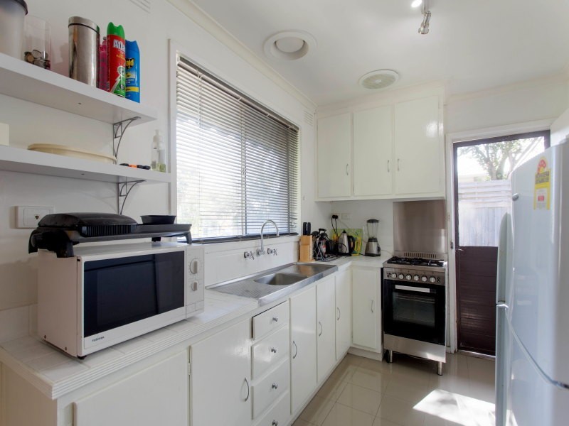 1/4 Lewis Street, Frankston VIC 3199