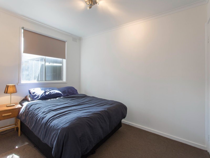 1/4 Lewis Street, Frankston VIC 3199