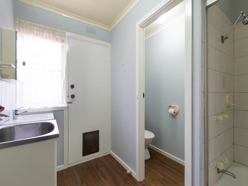 2/15-17 Dandenong Road East, Frankston VIC 3199