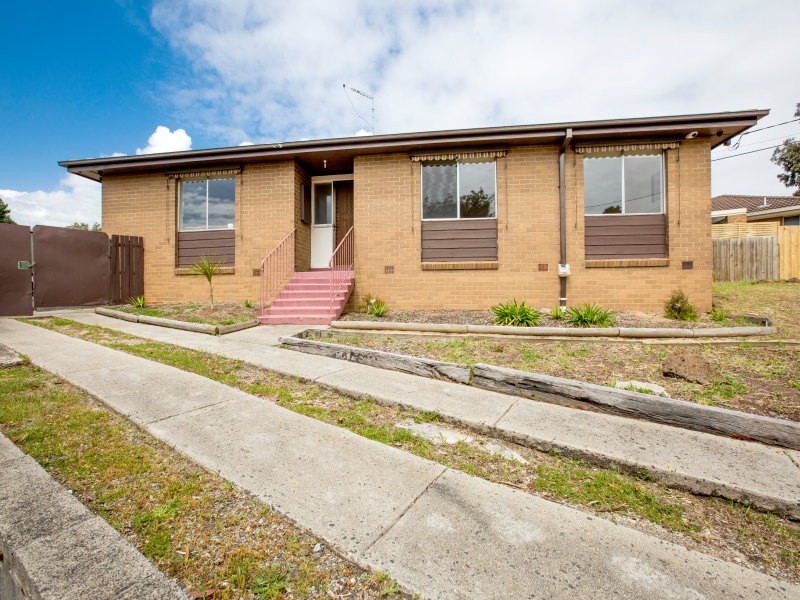 126 Rosemary Crescent, Frankston North VIC 3200