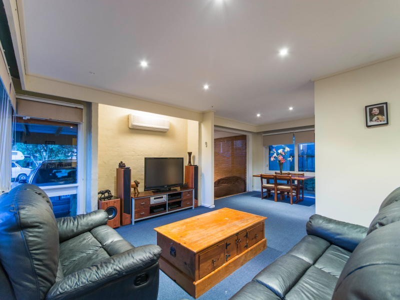 4 Zara Court, Frankston VIC 3199