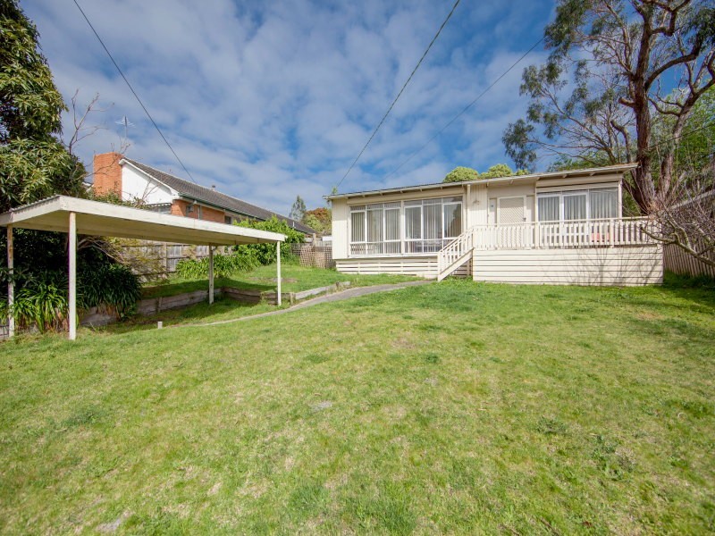 18 Idon Avenue, Frankston South VIC 3199