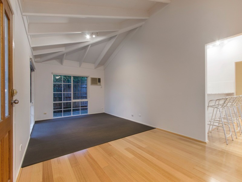 8 Moorooduc Highway, Frankston South VIC 3199