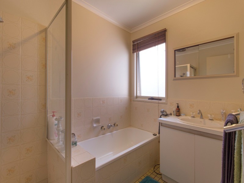 4/21 Heatherhill Road, Frankston VIC 3199