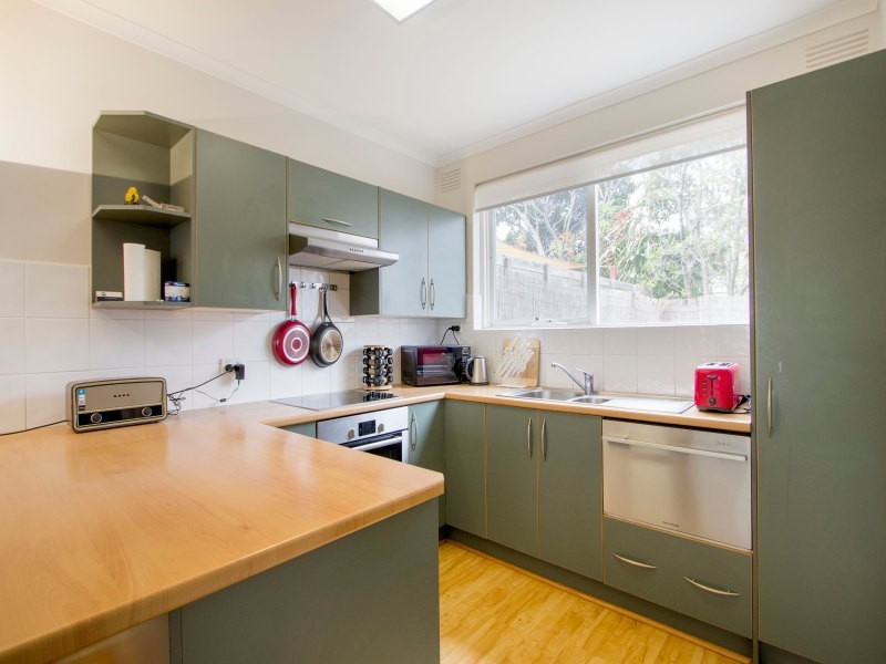 2/15 Duncan Avenue, Seaford VIC 3198