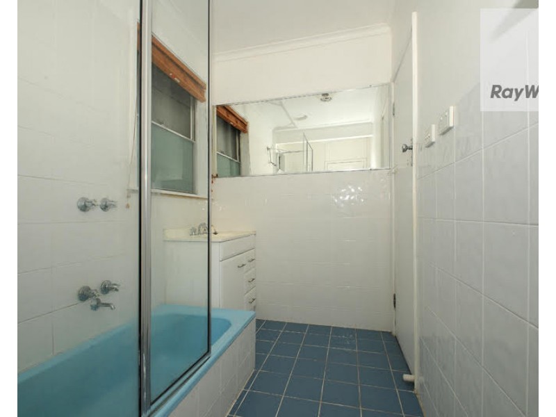 9 Ribbon Court, Frankston North VIC 3200