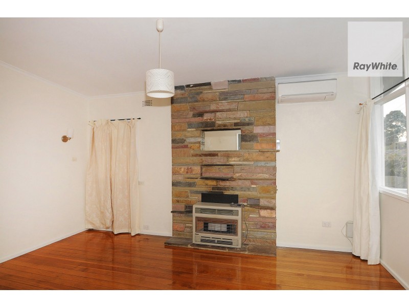 17 Coprosma Avenue, Frankston VIC 3199