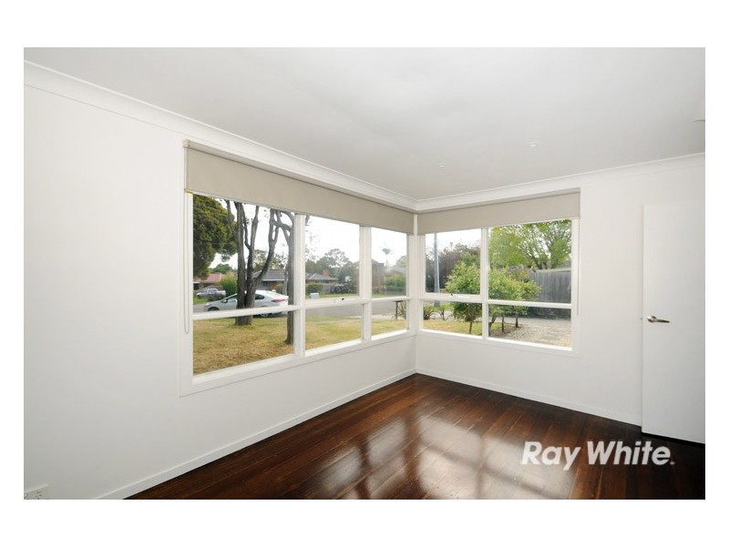 16 Tudor Court, Frankston VIC 3199