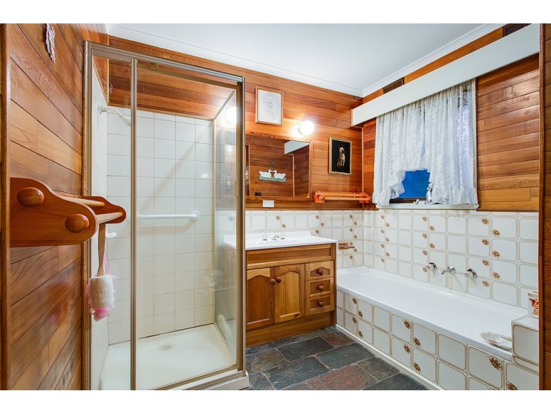 6 Lansvale Court, Frankston VIC 3199