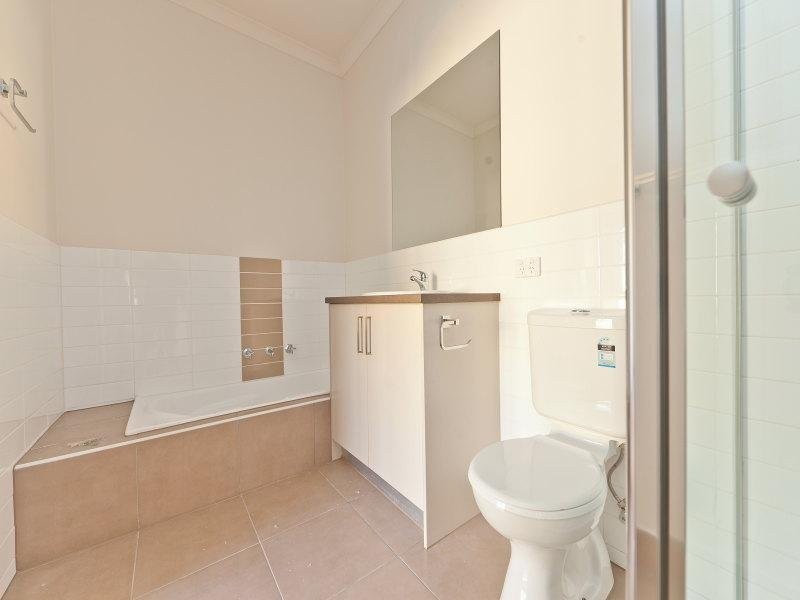 1B Netherbrae Road, Frankston VIC 3199