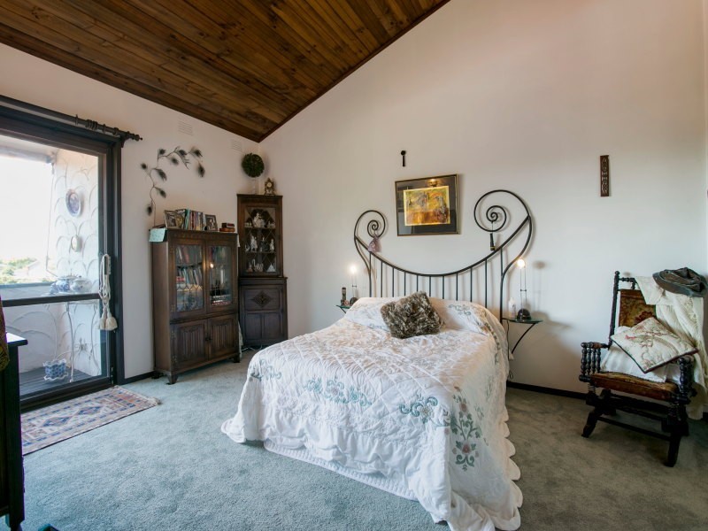 15 The Crest, Frankston South VIC 3199