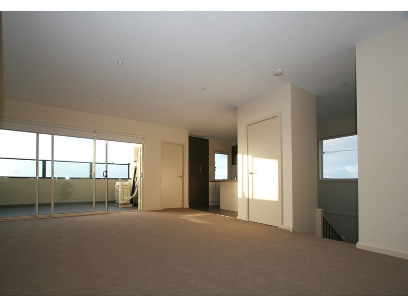 4/115-116 Railway Parade, Seaford VIC 3198