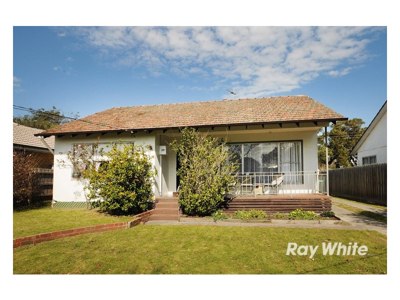 26 Coolgardie Street, Frankston North VIC 3200