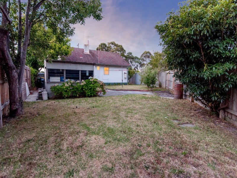385 Frankston Dandenong Road, Frankston North VIC 3200