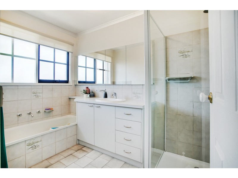 4 Romme Close, Frankston VIC 3199