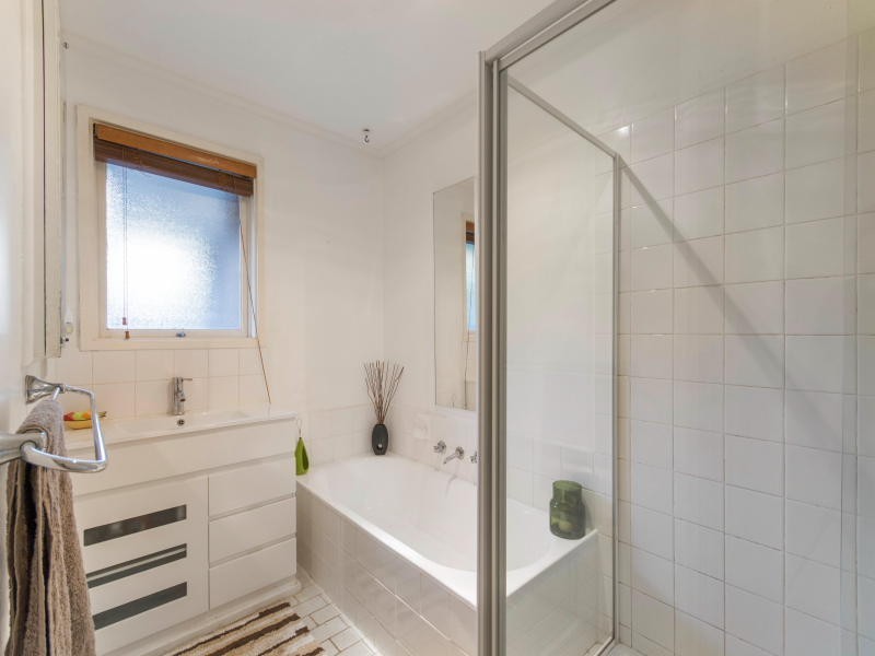 9 Coonac Place, Frankston VIC 3199